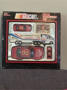 Nascar Red Transporter Truck and #70 Race Car Set